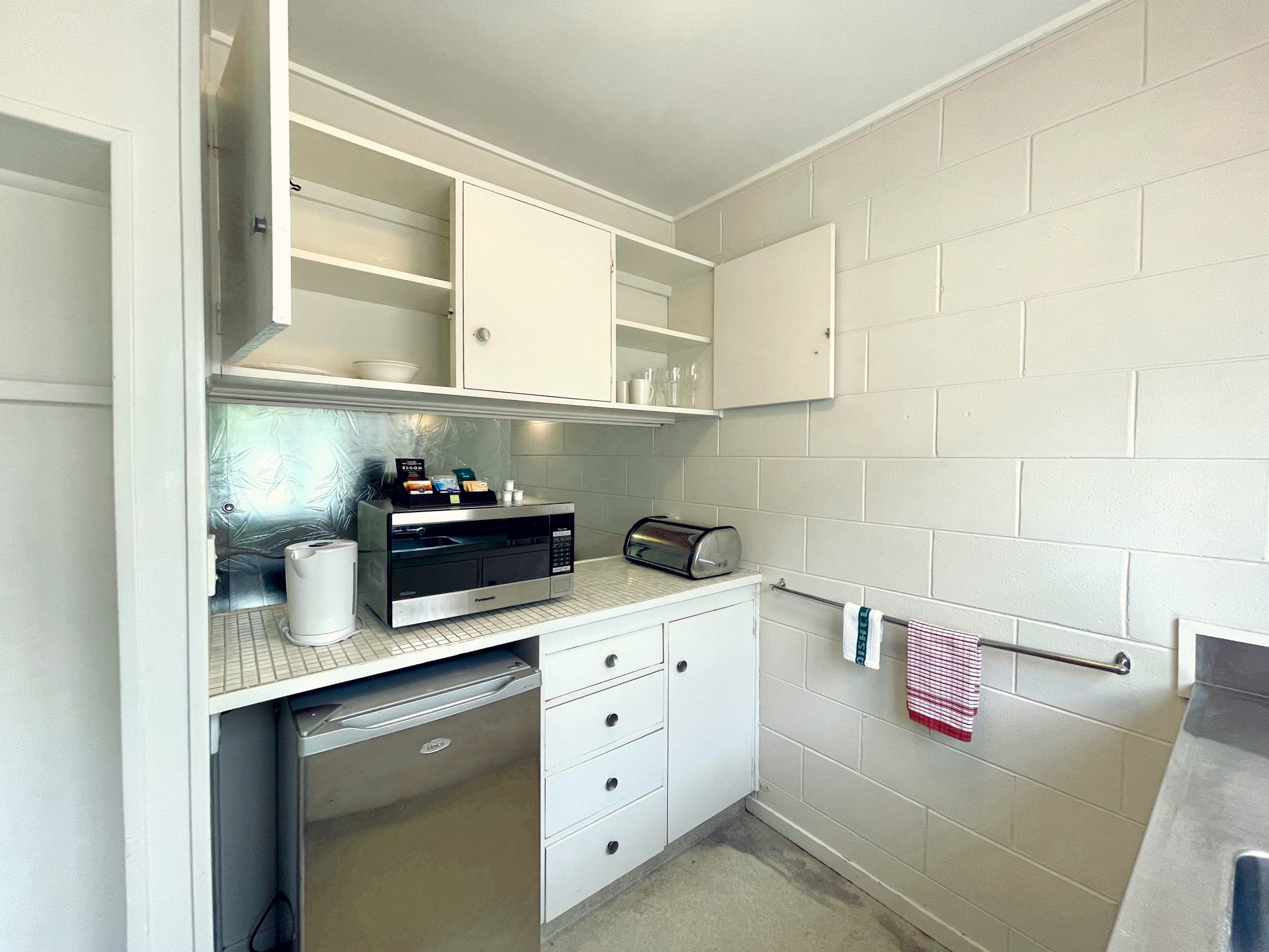 One-bedroom unit at Browns Bay Olive Tree Motel & Apartments